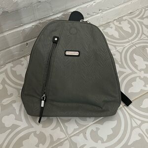 Baggalini backpack